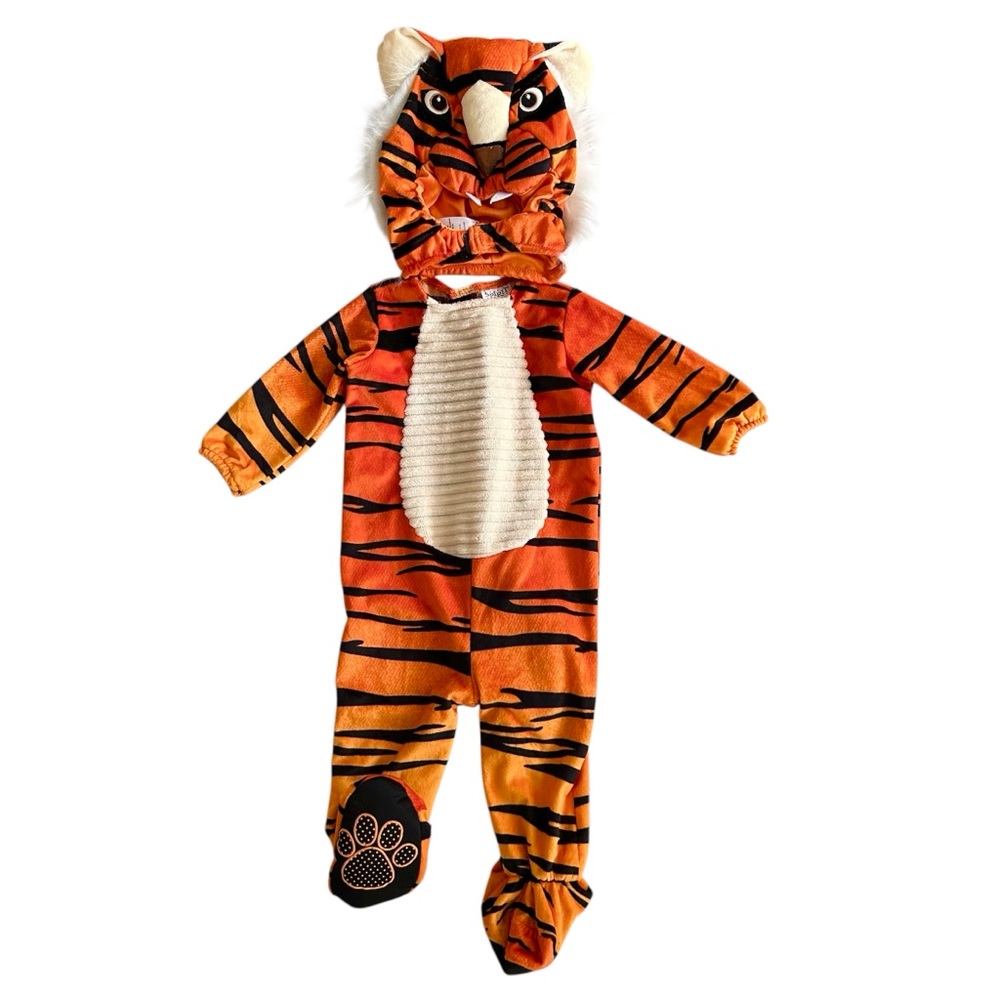 Spirit Halloween Baby Tiger Two Pc Costume
Snap Legs Upper Back Size 0-6 Months - Picture 2 of 14
